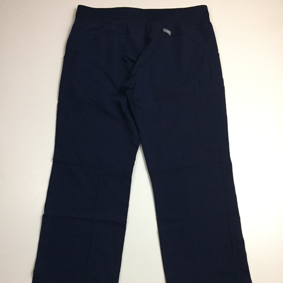 NWT FIGS KADE Cargo Navy Antimicrobial Scrubs Pant - Picture 6 of 8